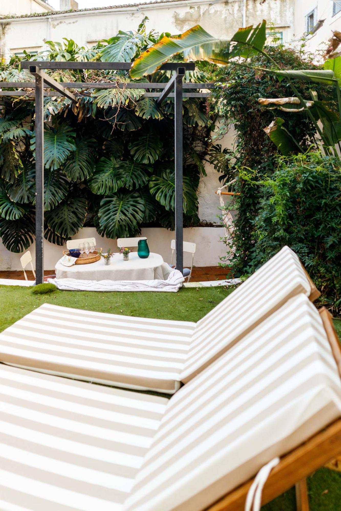 Pool & Garden In The Heart Of Apartamento Lisboa
