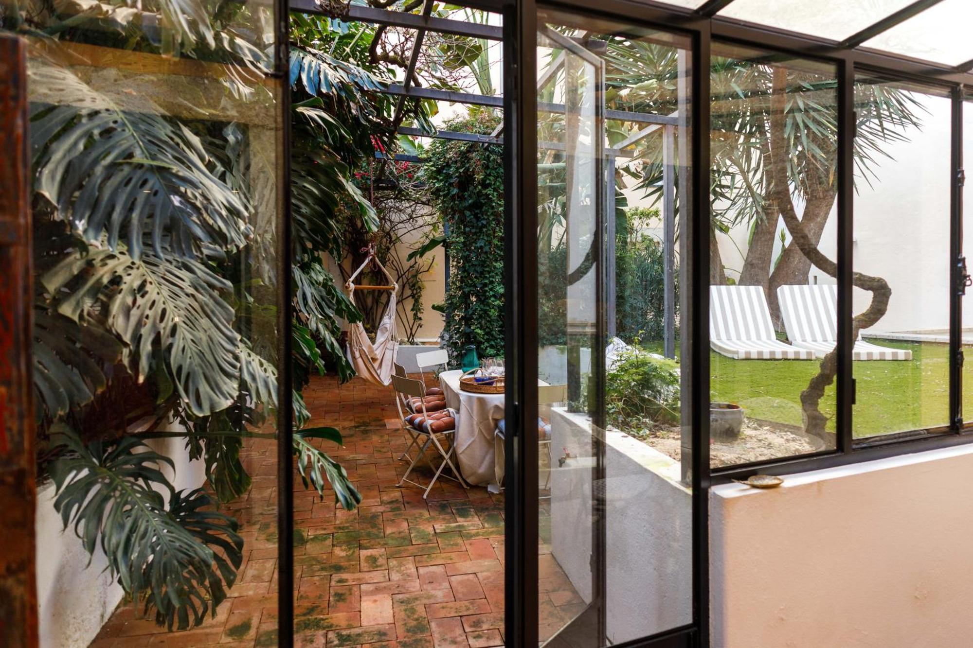 Pool & Garden In The Heart Of * Lisboa